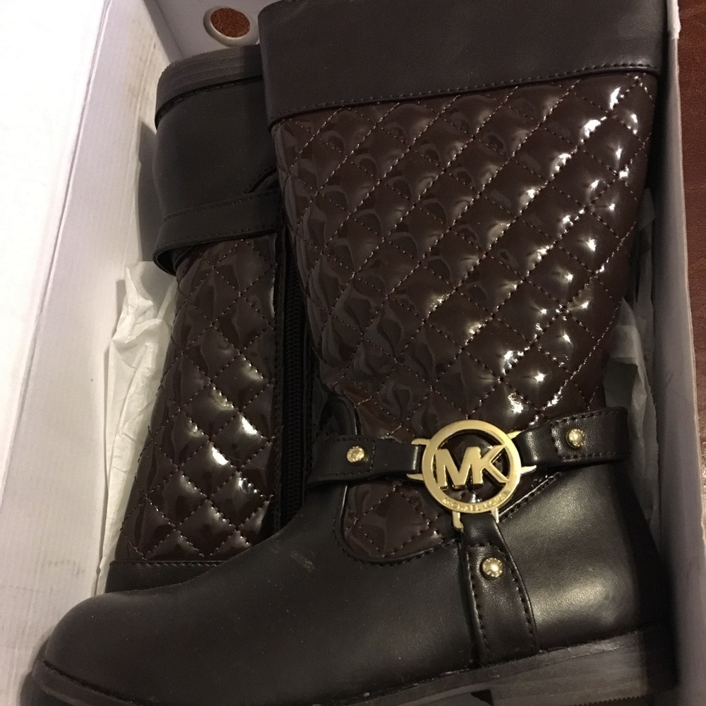 Michael Kors girls Boots